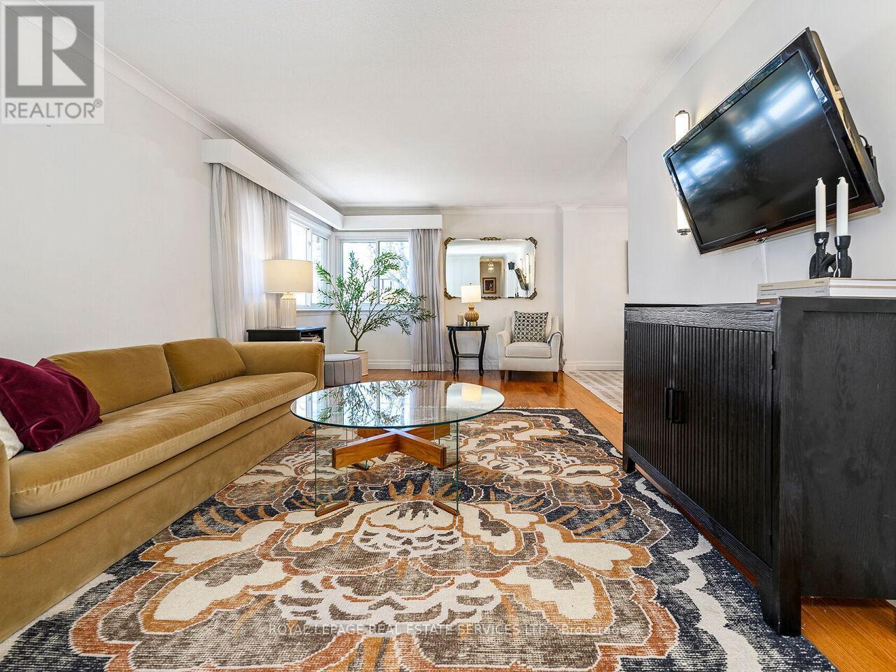 












1602 CARLETTA DRIVE

,
Mississauga,




Ontario
L4X1E5

