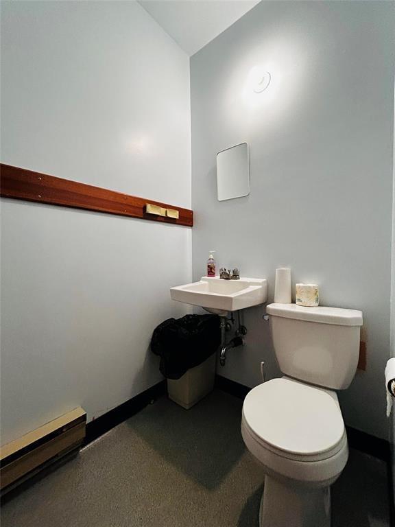 












31 Railway Avenue

,
Waskada,




Manitoba
R0M2E0

