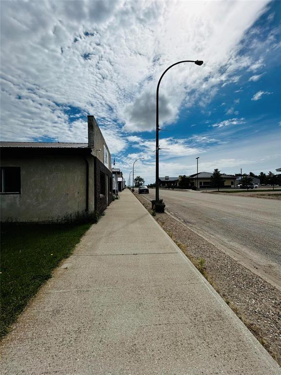 












31 Railway Avenue

,
Waskada,




Manitoba
R0M2E0

