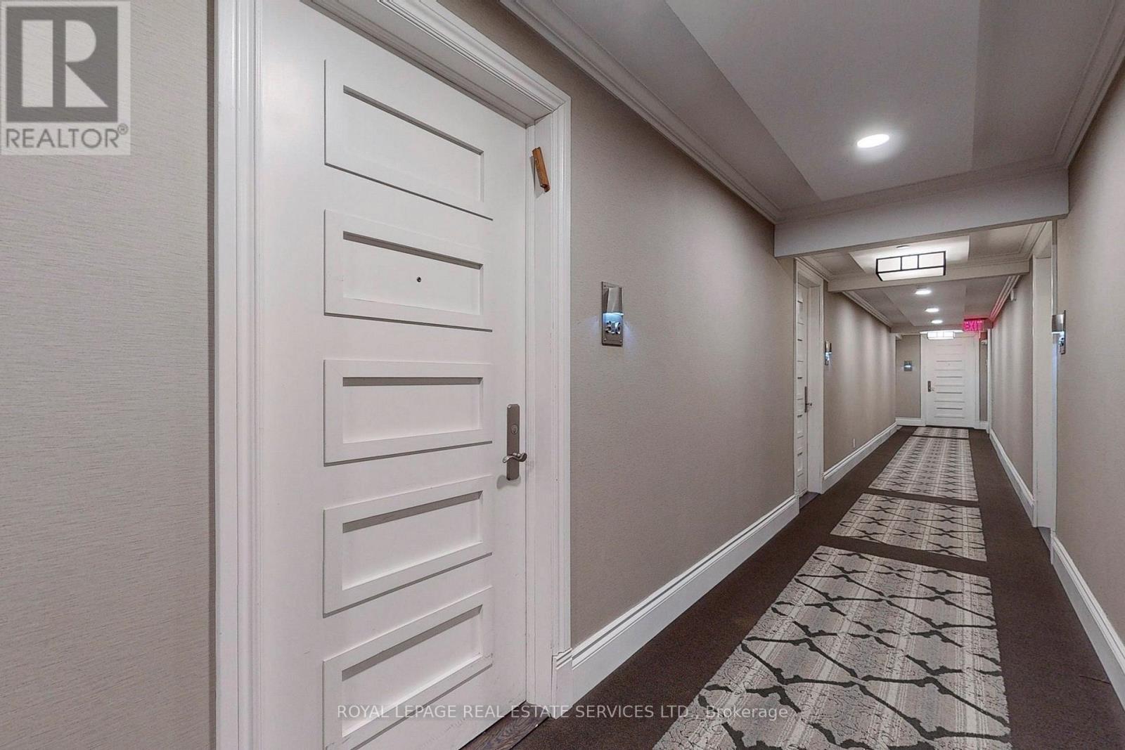 












316 - 22 LEADER LANE

,
Toronto,




Ontario
M5E0B2

