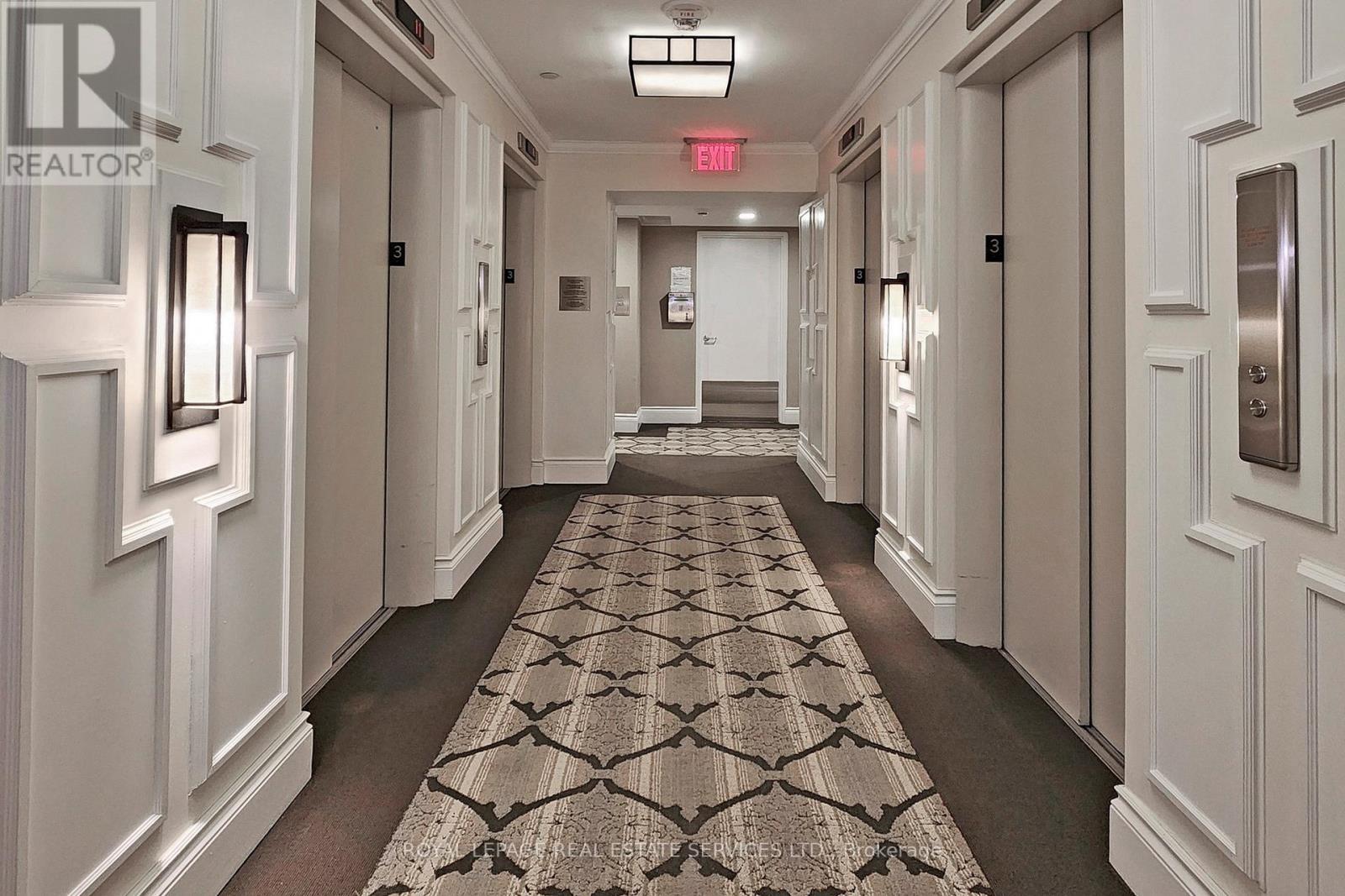 












316 - 22 LEADER LANE

,
Toronto,




Ontario
M5E0B2

