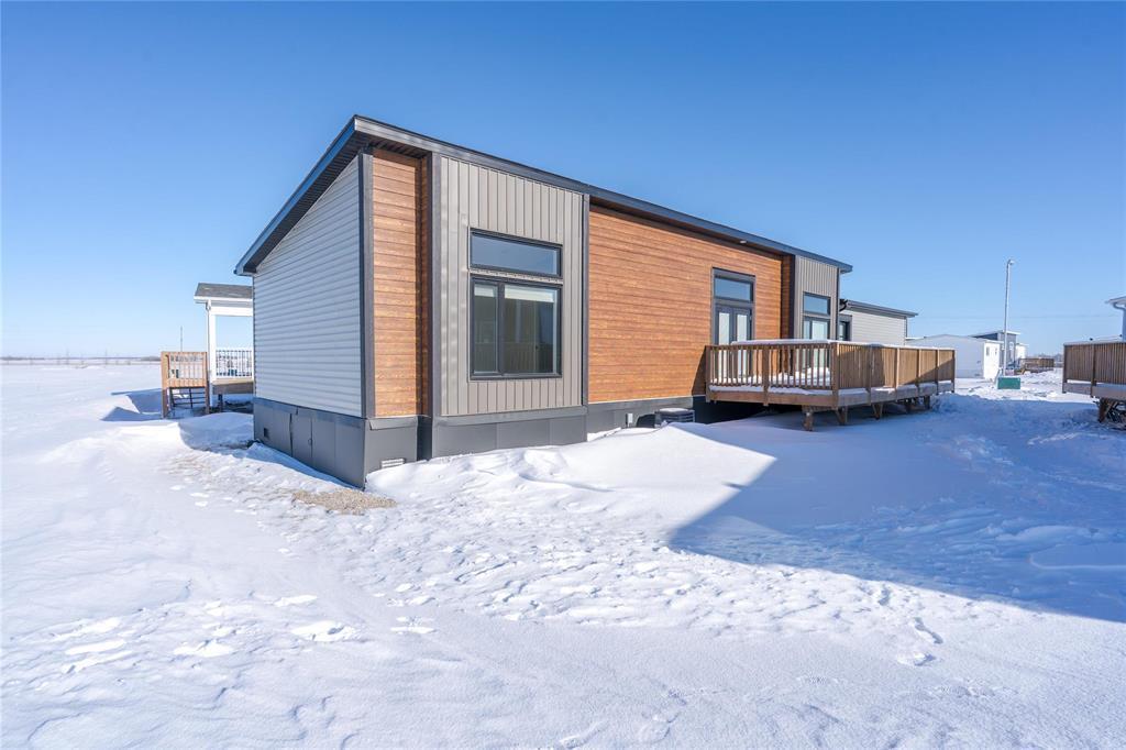 












46 Prairie Oaks Drive

,
Mitchell,




Manitoba
R5G2X5

