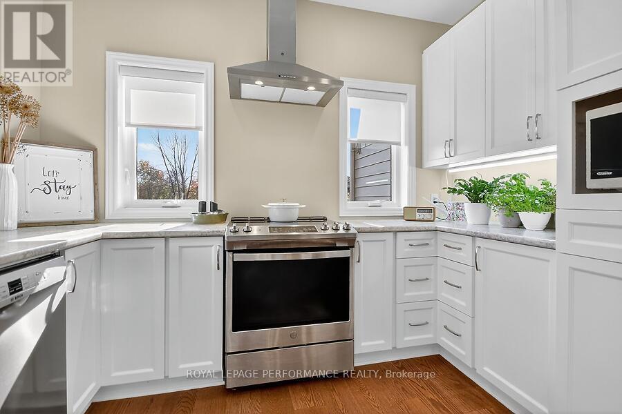 












127 ERNEST WAY

,
Tay Valley,




Ontario
K7H0B3

