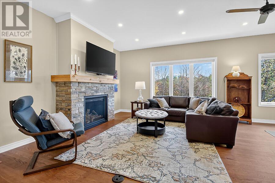 












127 ERNEST WAY

,
Tay Valley,




Ontario
K7H0B3

