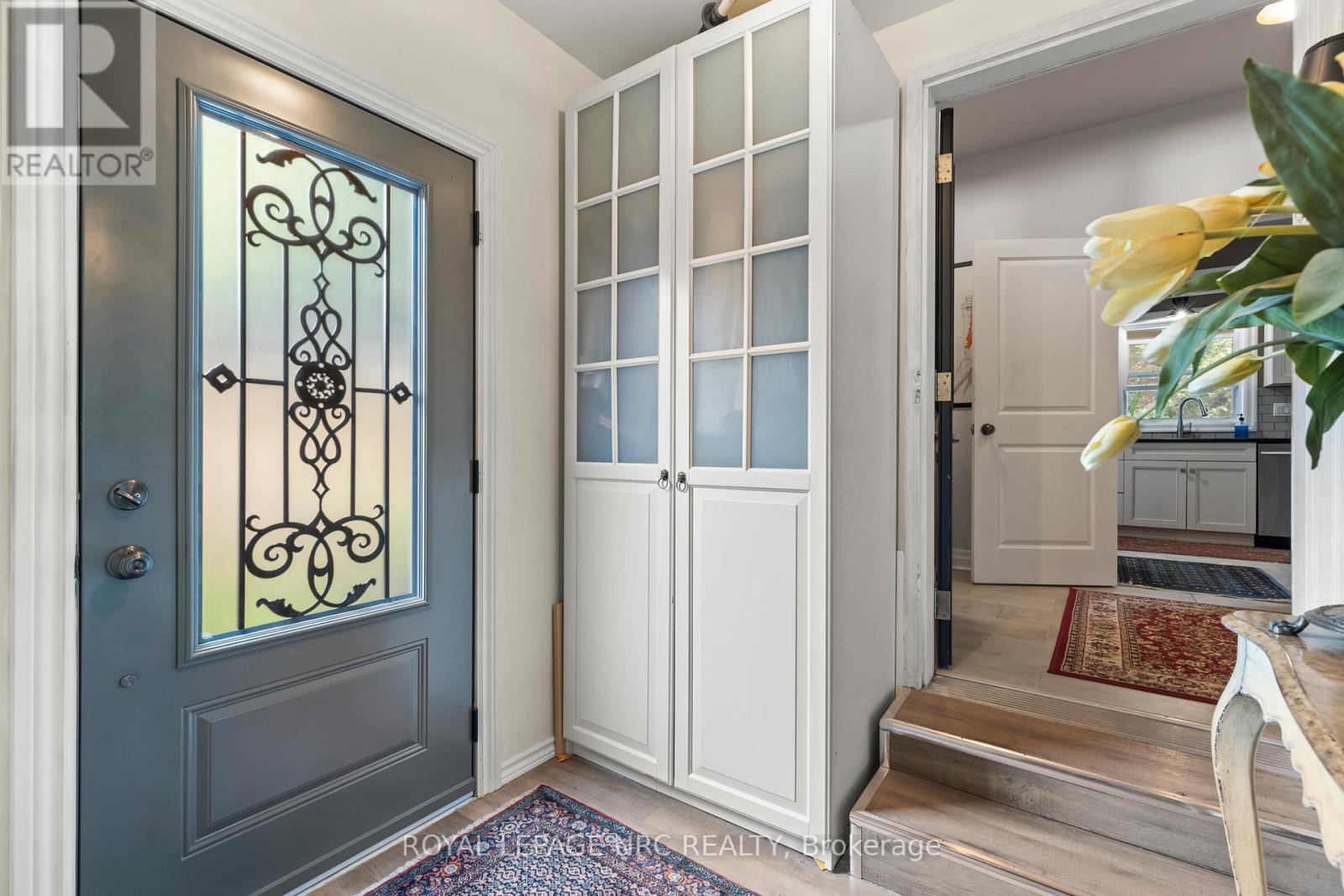 












1 KARSAM COURT

,
Niagara-on-the-Lake (Town),




Ontario
L0S1J0

