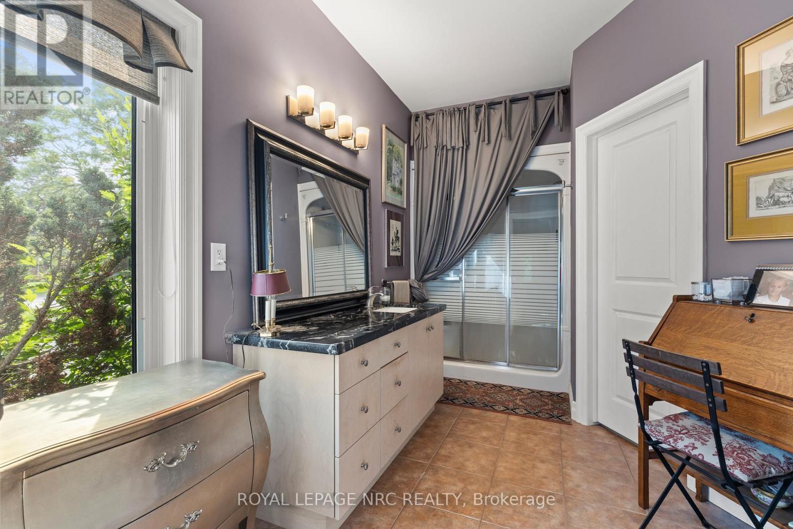 












1 KARSAM COURT

,
Niagara-on-the-Lake (Town),




Ontario
L0S1J0

