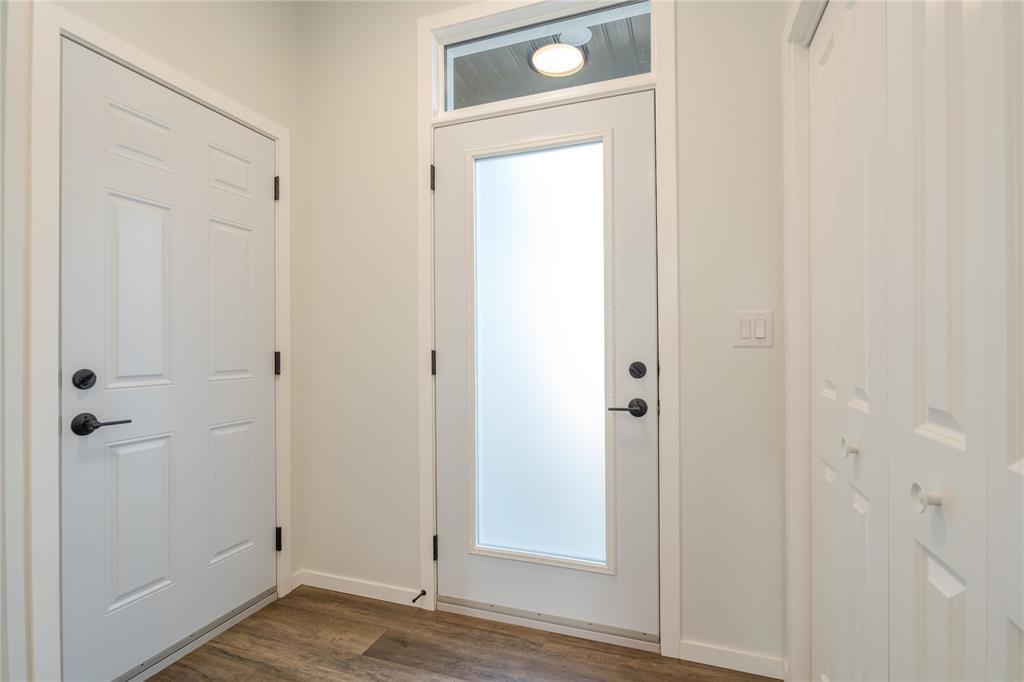 












466 St Alphonse Avenue

,
Ste Anne,




Manitoba
R5H1B6

