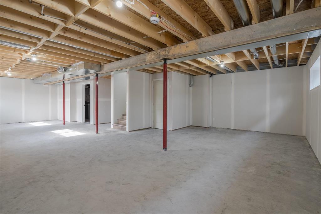 












466 St Alphonse Avenue

,
Ste Anne,




Manitoba
R5H1B6

