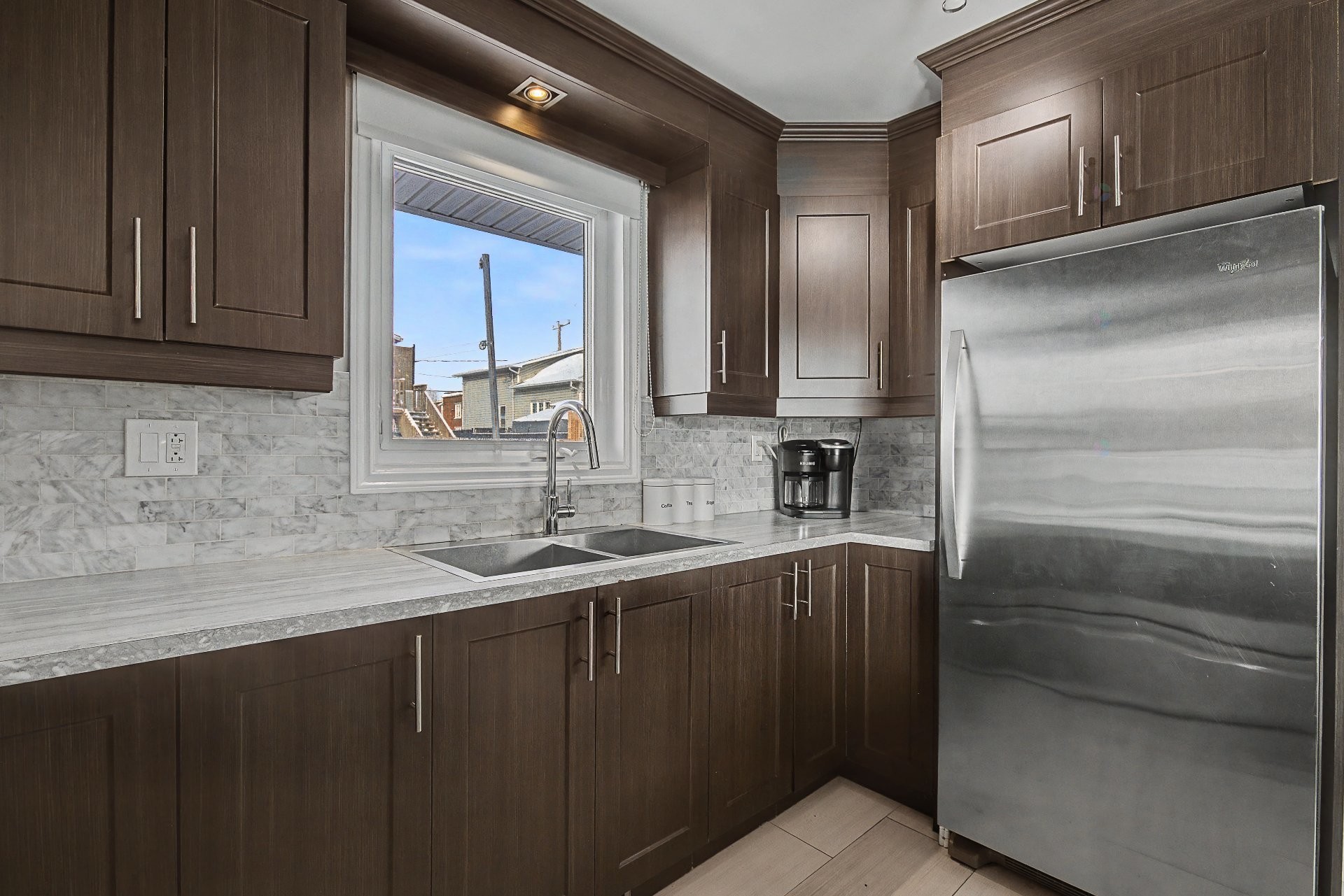 









430


Boul. du Séminaire N.

,
Saint-Jean-sur-Richelieu,




QC
J3B5L3

