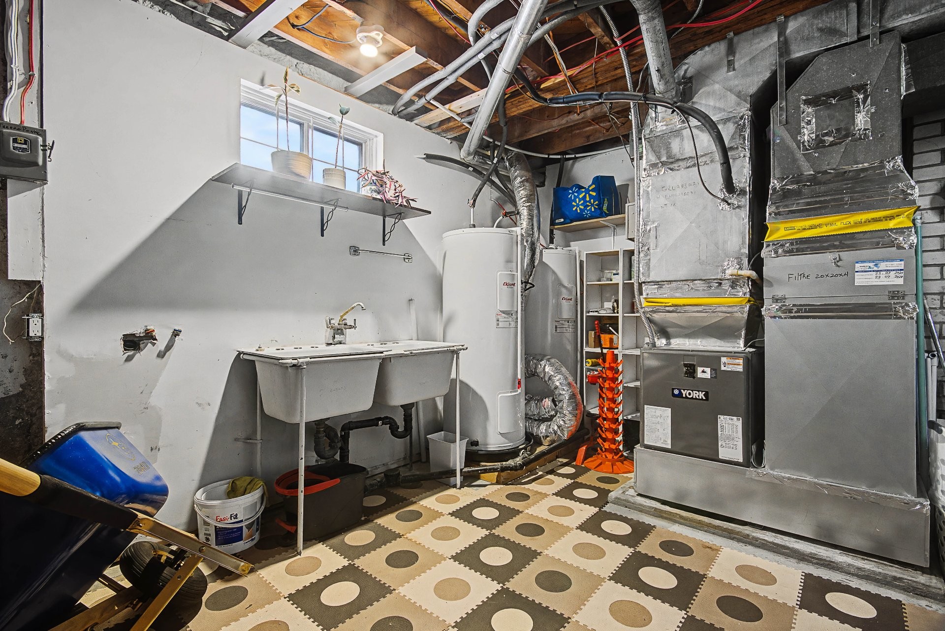 









430


Boul. du Séminaire N.

,
Saint-Jean-sur-Richelieu,




QC
J3B5L3

