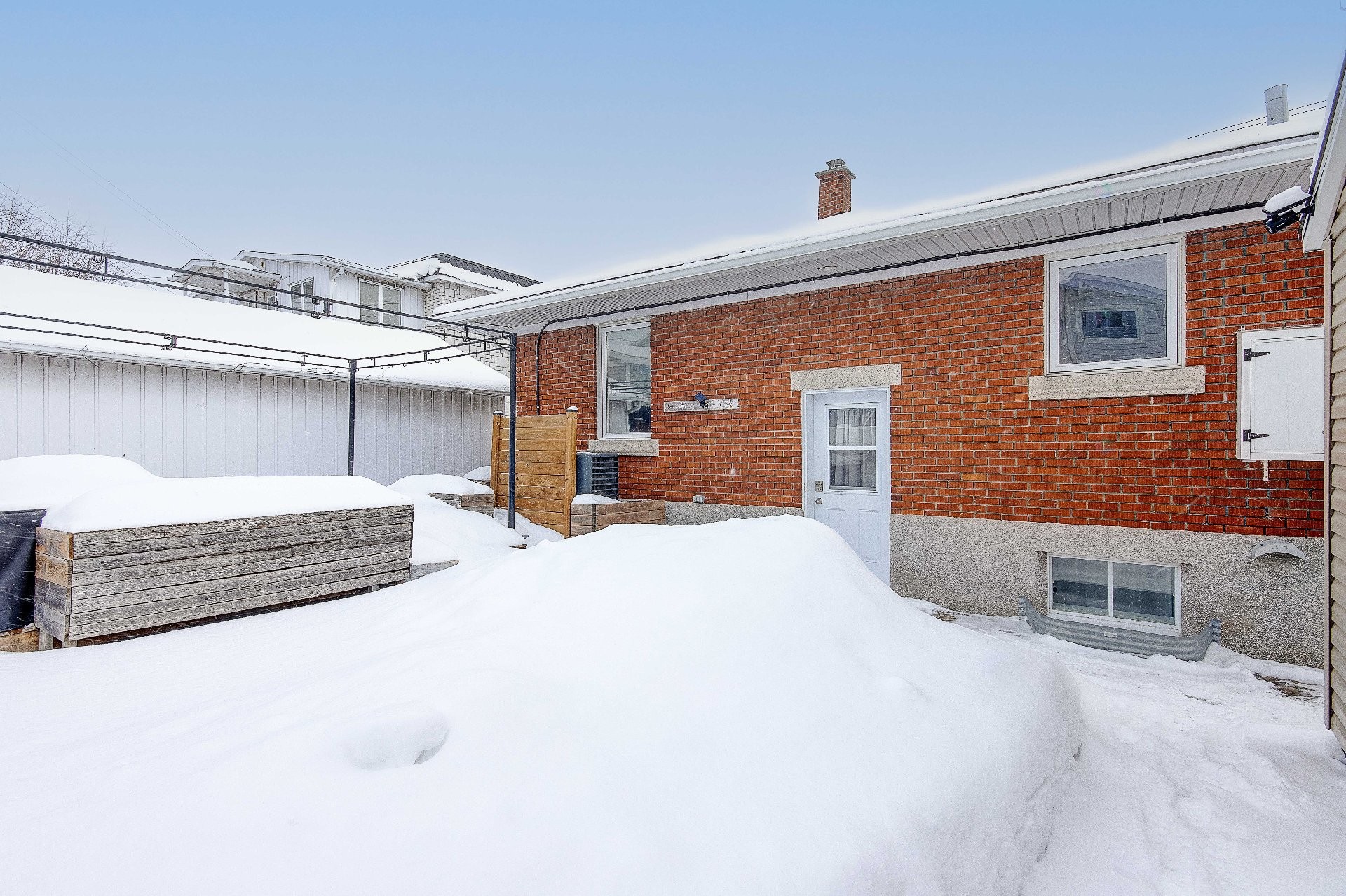 









430


Boul. du Séminaire N.

,
Saint-Jean-sur-Richelieu,




QC
J3B5L3

