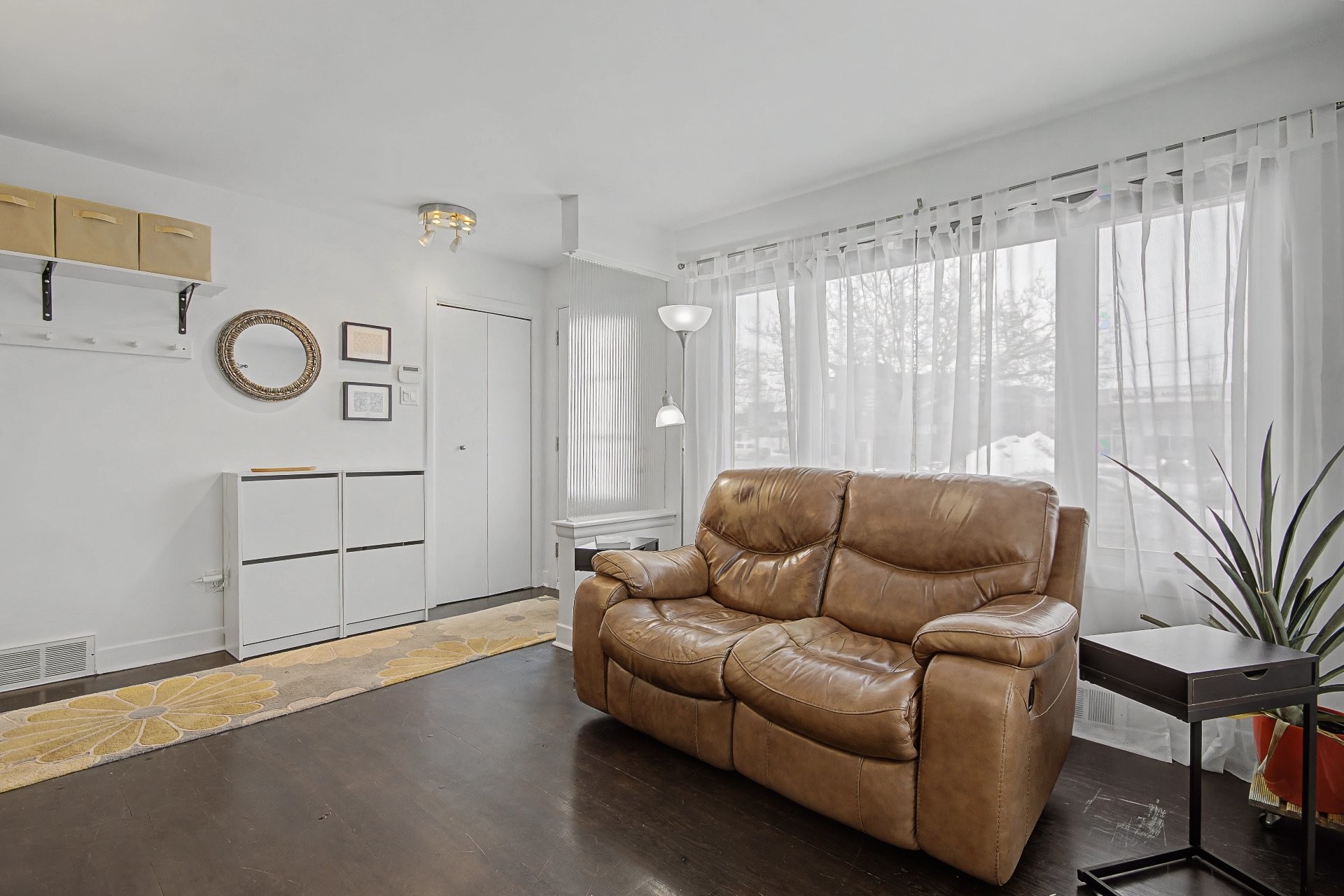 









430


Boul. du Séminaire N.

,
Saint-Jean-sur-Richelieu,




QC
J3B5L3

