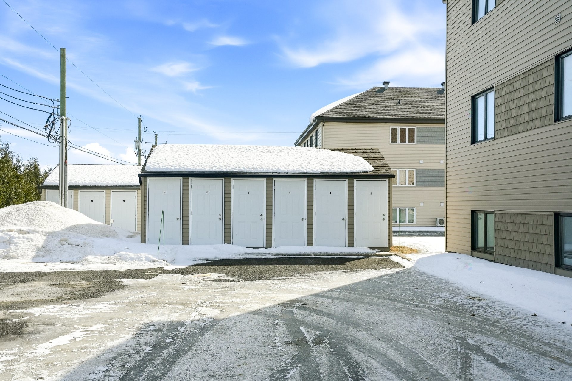 









120


Rue St-Jude S.

, 6,
Granby,




QC
J2J0H1

