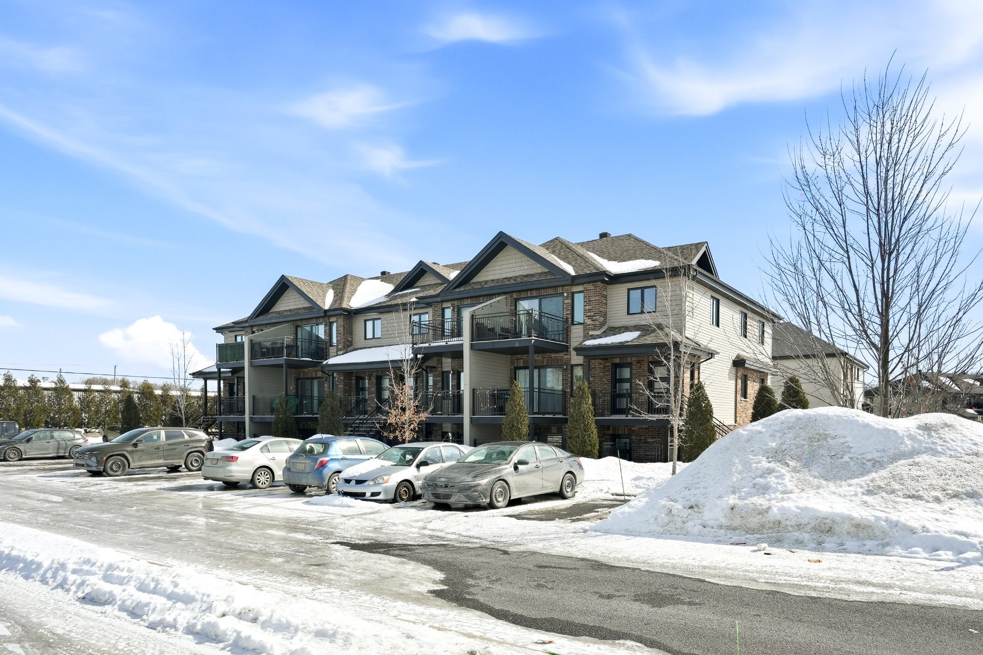 









120


Rue St-Jude S.

, 6,
Granby,




QC
J2J0H1

