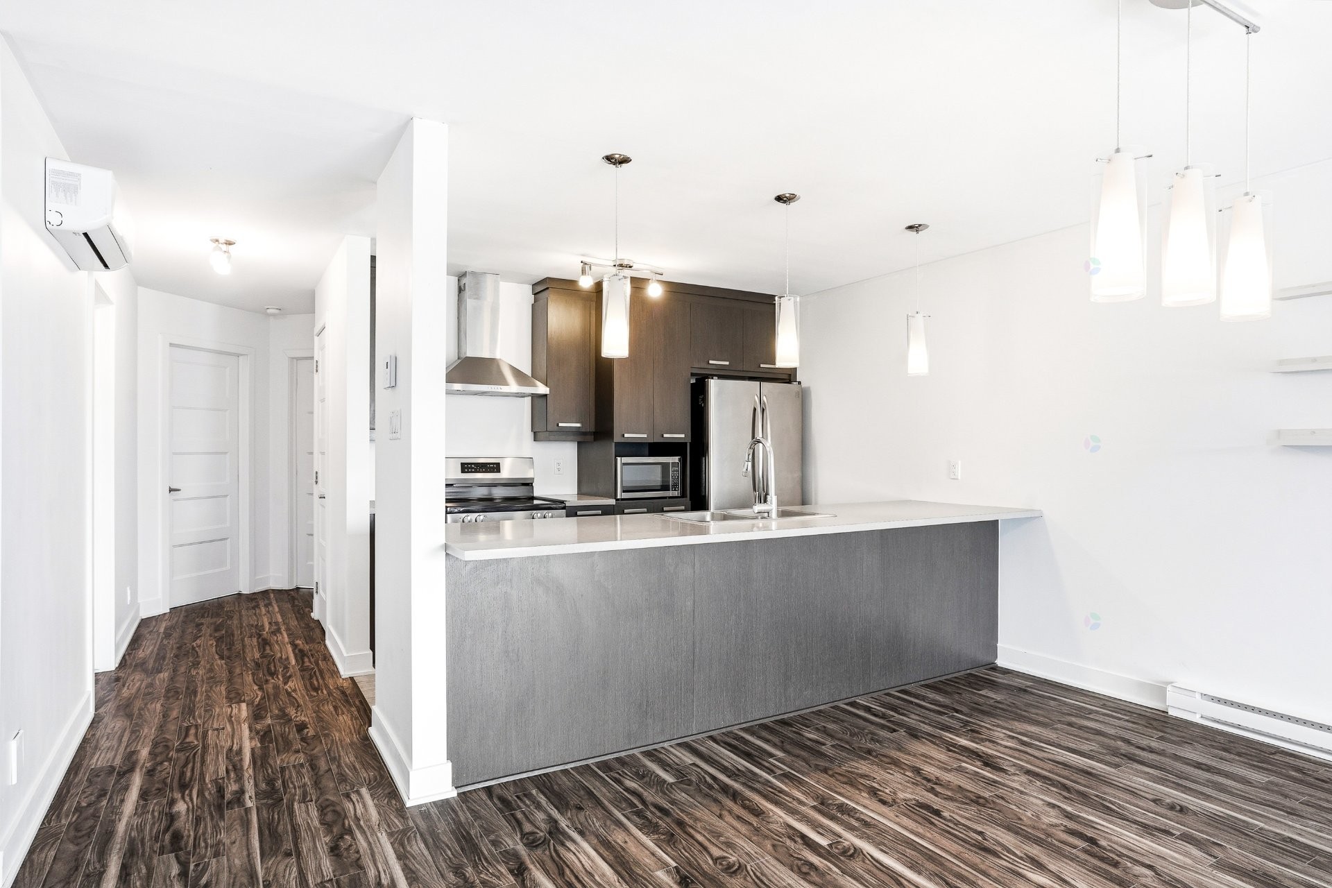 









120


Rue St-Jude S.

, 6,
Granby,




QC
J2J0H1

