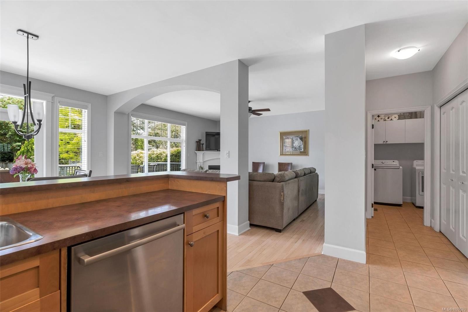 









192A


Lagoon

Rd,
Colwood,




BC
V9C 1S9

