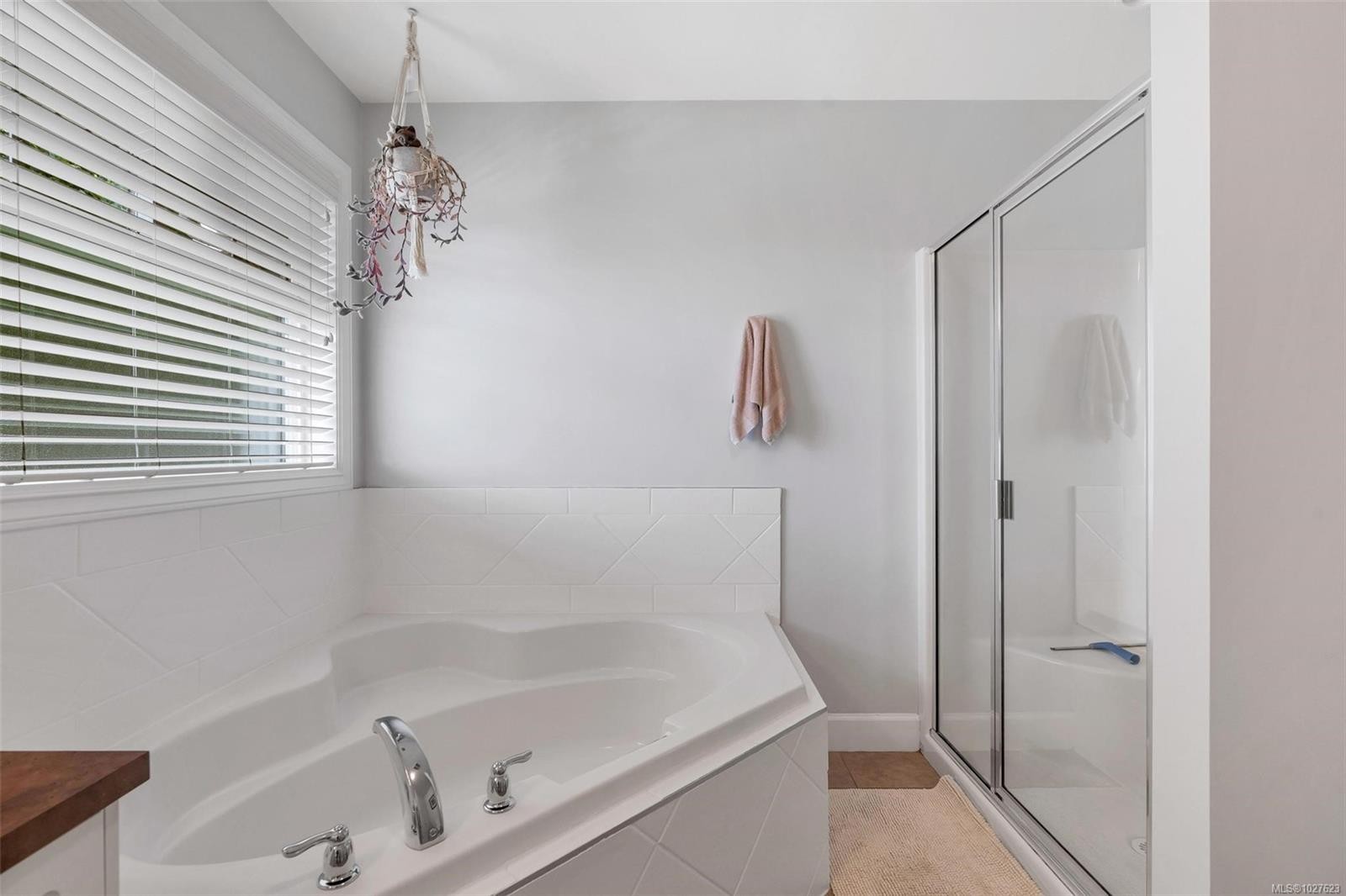 









192A


Lagoon

Rd,
Colwood,




BC
V9C 1S9

