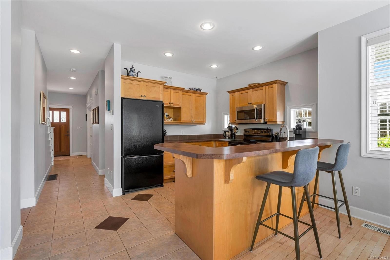 









192A


Lagoon

Rd,
Colwood,




BC
V9C 1S9

