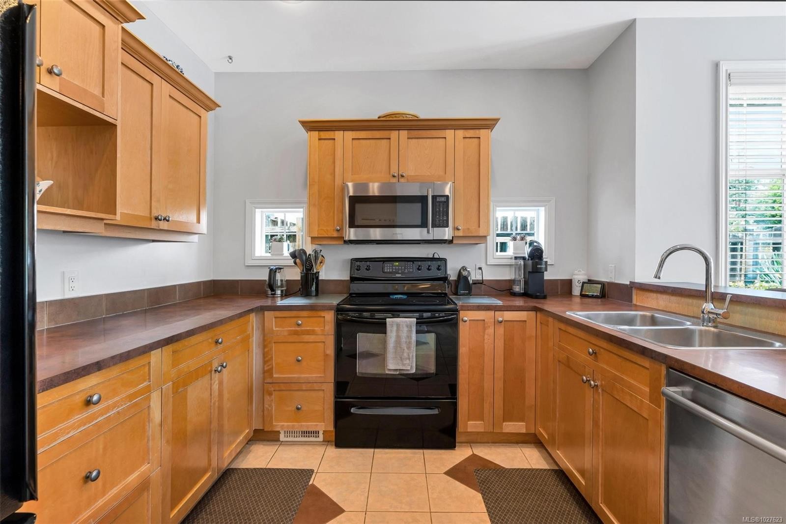 









192A


Lagoon

Rd,
Colwood,




BC
V9C 1S9

