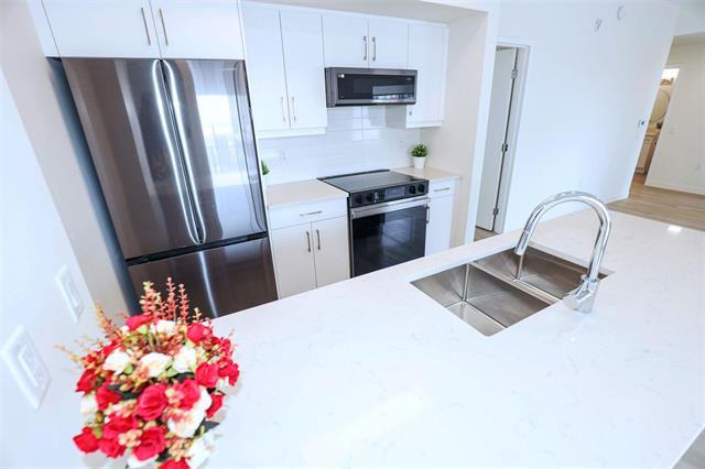 









635


Ballantrae

DR, 208,
Winnipeg,




MB
R3T 6K4

