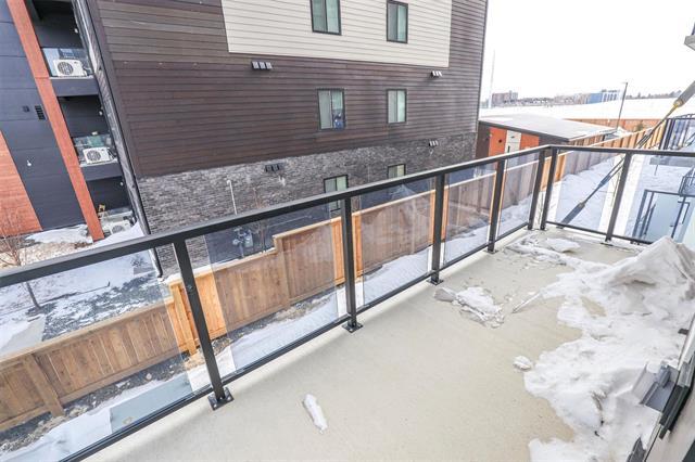 









635


Ballantrae

DR, 208,
Winnipeg,




MB
R3T 6K4

