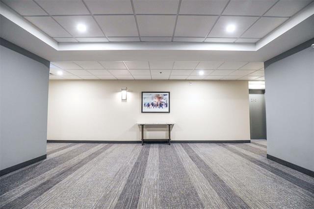 









635


Ballantrae

DR, 208,
Winnipeg,




MB
R3T 6K4

