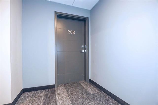 









635


Ballantrae

DR, 208,
Winnipeg,




MB
R3T 6K4

