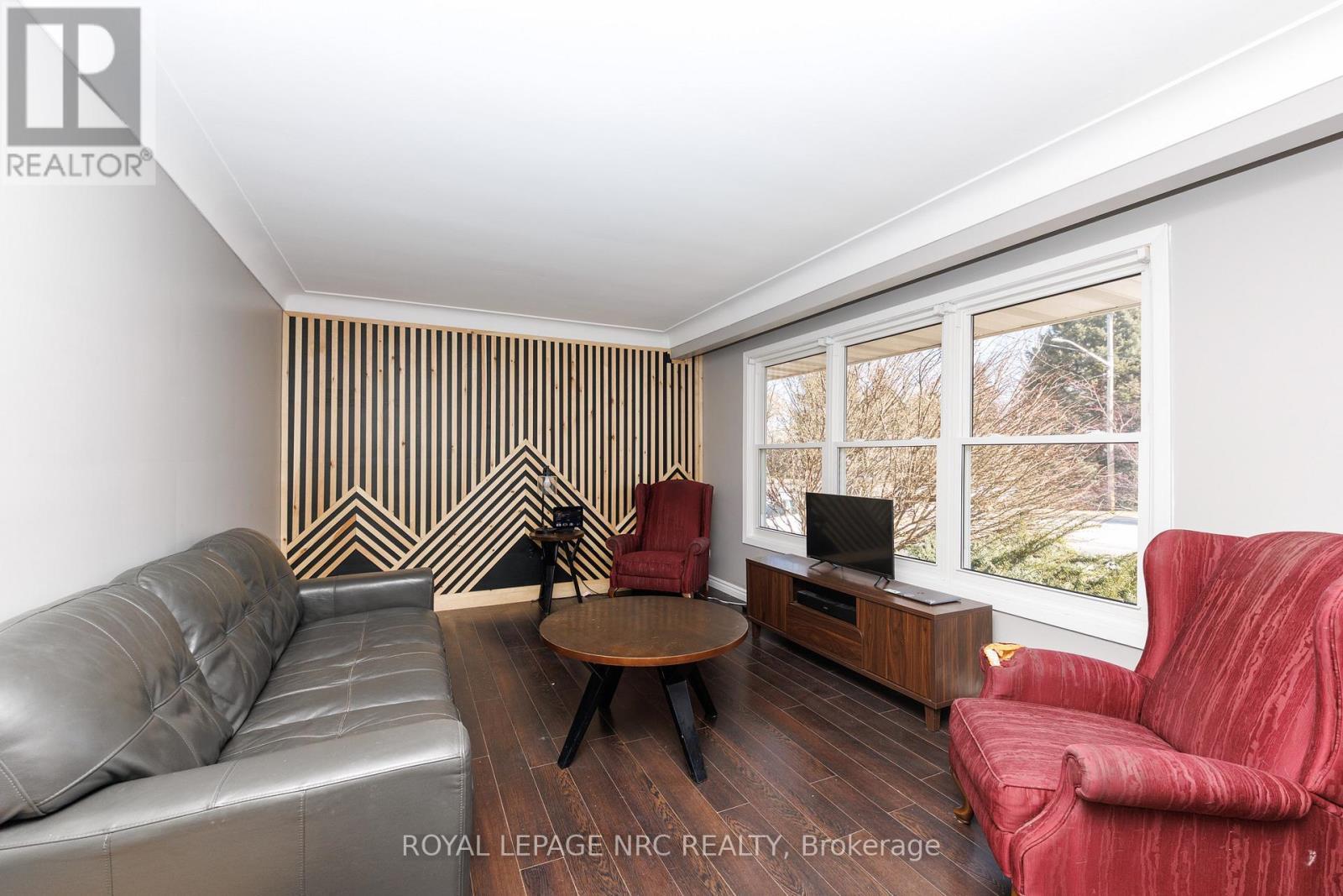 












51 HENRY STREET

,
Niagara-on-the-Lake (Virgil),




Ontario
L0S1T0

