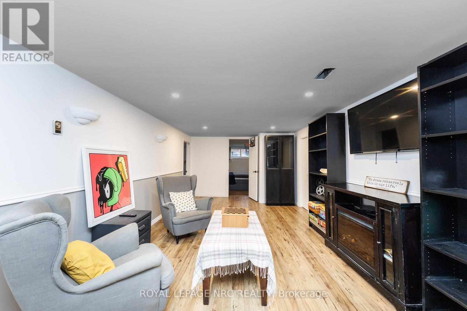 












51 HENRY STREET

,
Niagara-on-the-Lake (Virgil),




Ontario
L0S1T0

