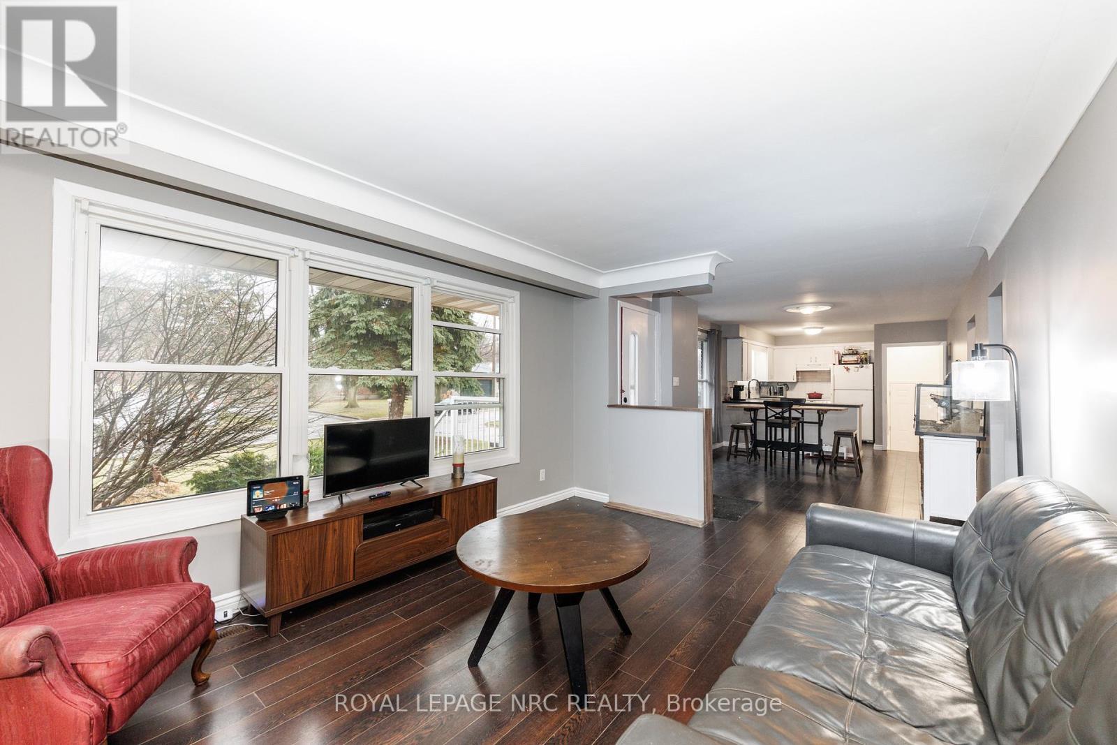 












51 HENRY STREET

,
Niagara-on-the-Lake (Virgil),




Ontario
L0S1T0

