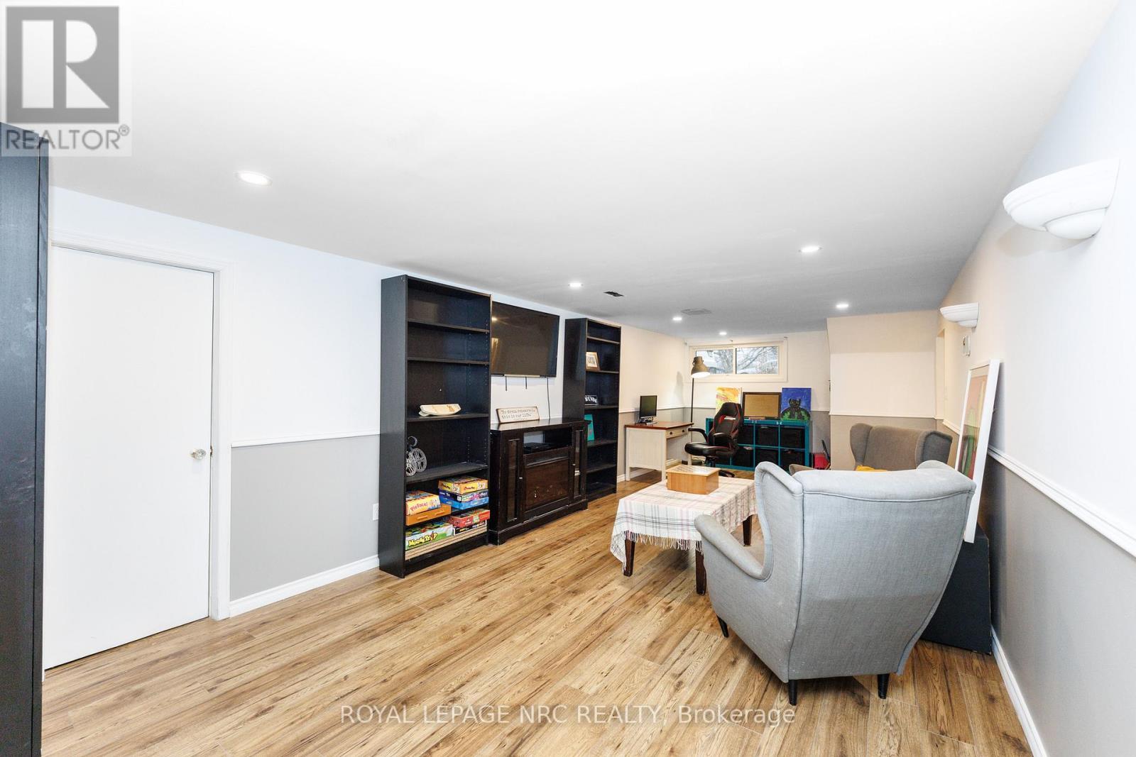 












51 HENRY STREET

,
Niagara-on-the-Lake (Virgil),




Ontario
L0S1T0

