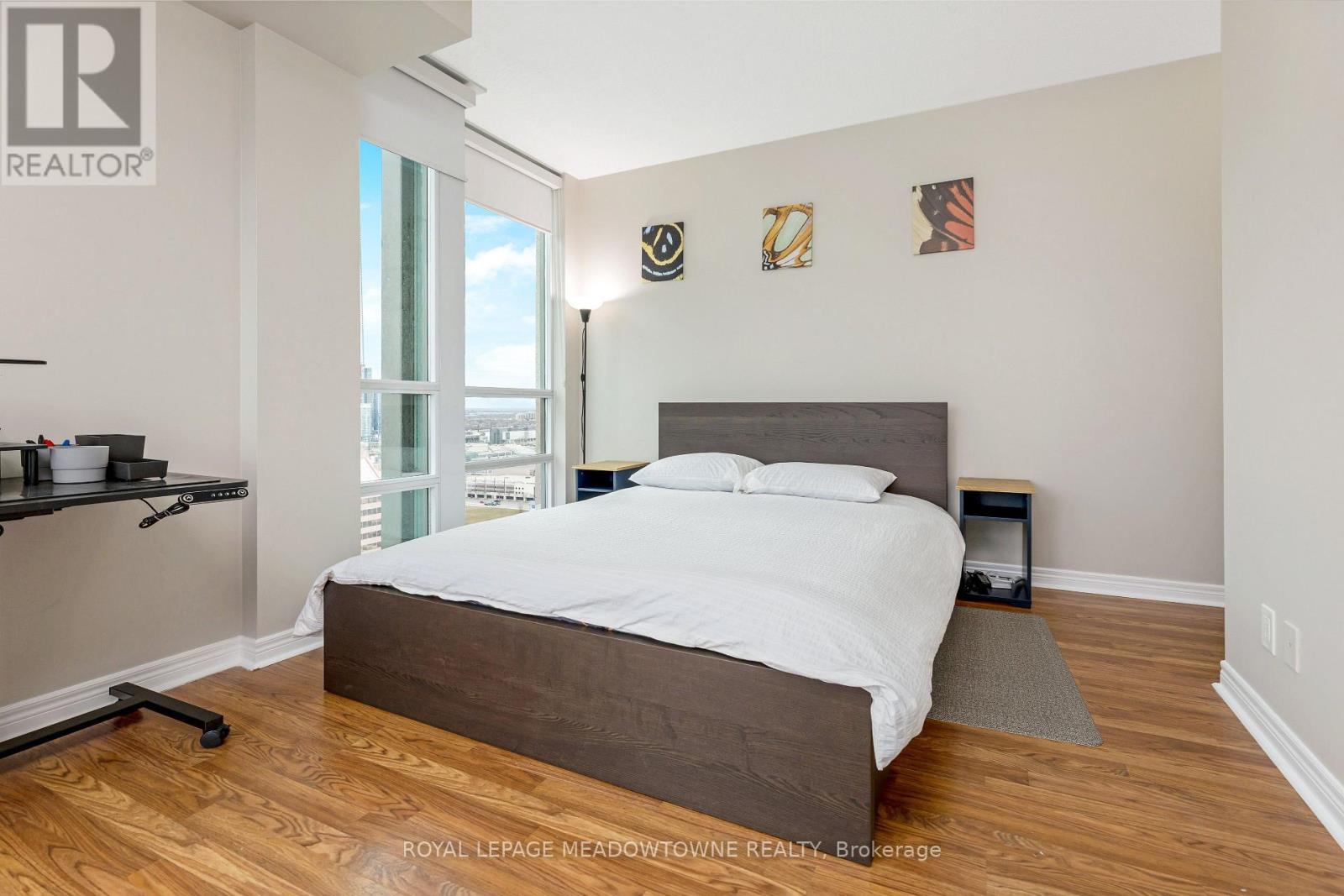 












3303 - 208 ENFIELD PLACE

,
Mississauga,




Ontario
L5B0G8

