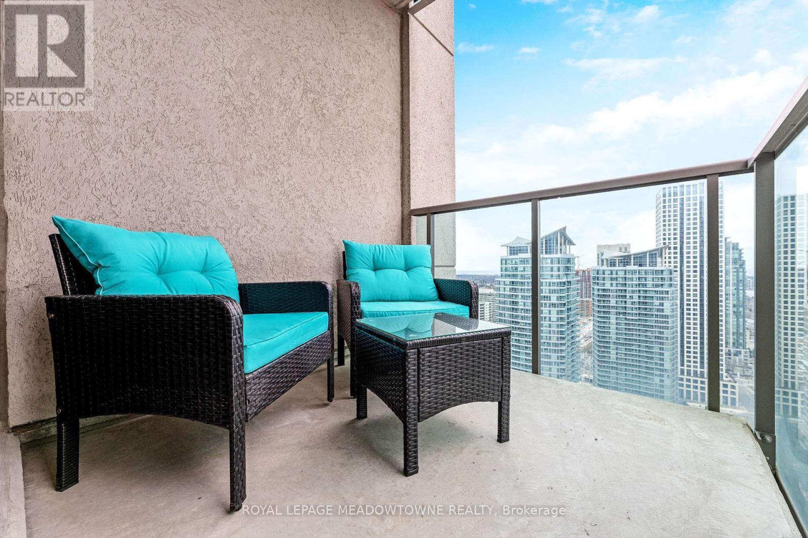 












3303 - 208 ENFIELD PLACE

,
Mississauga,




Ontario
L5B0G8

