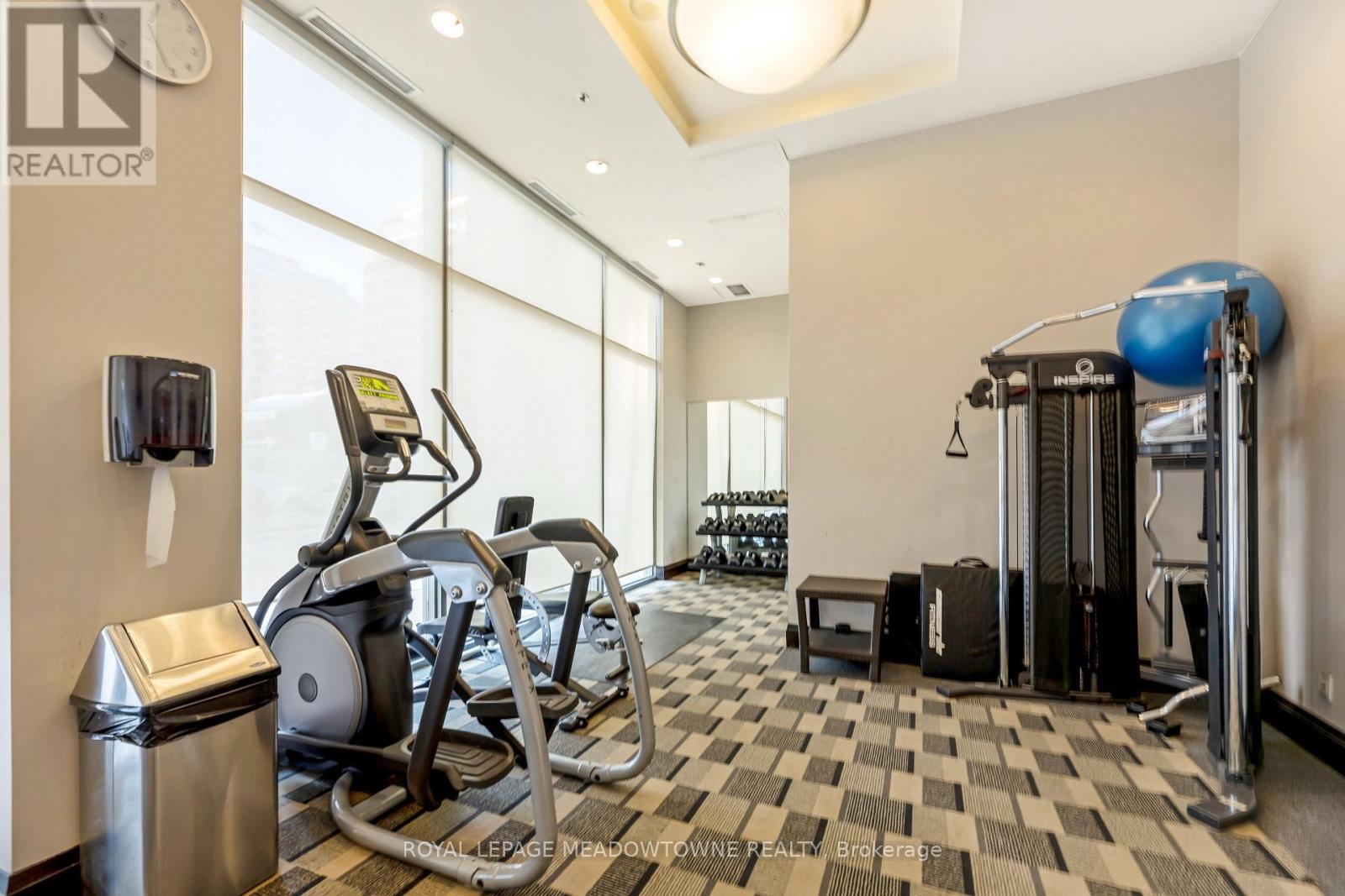 












3303 - 208 ENFIELD PLACE

,
Mississauga,




Ontario
L5B0G8

