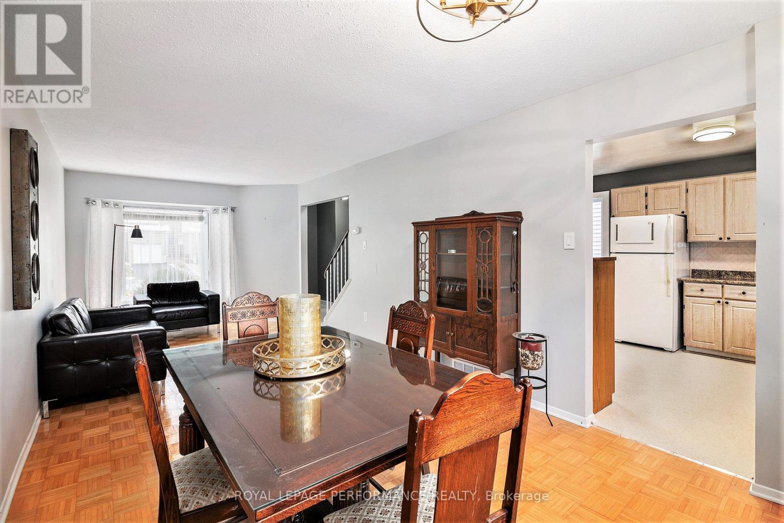 












6349 ST LOUIS DRIVE

,
Ottawa,




Ontario
K1C2X9

