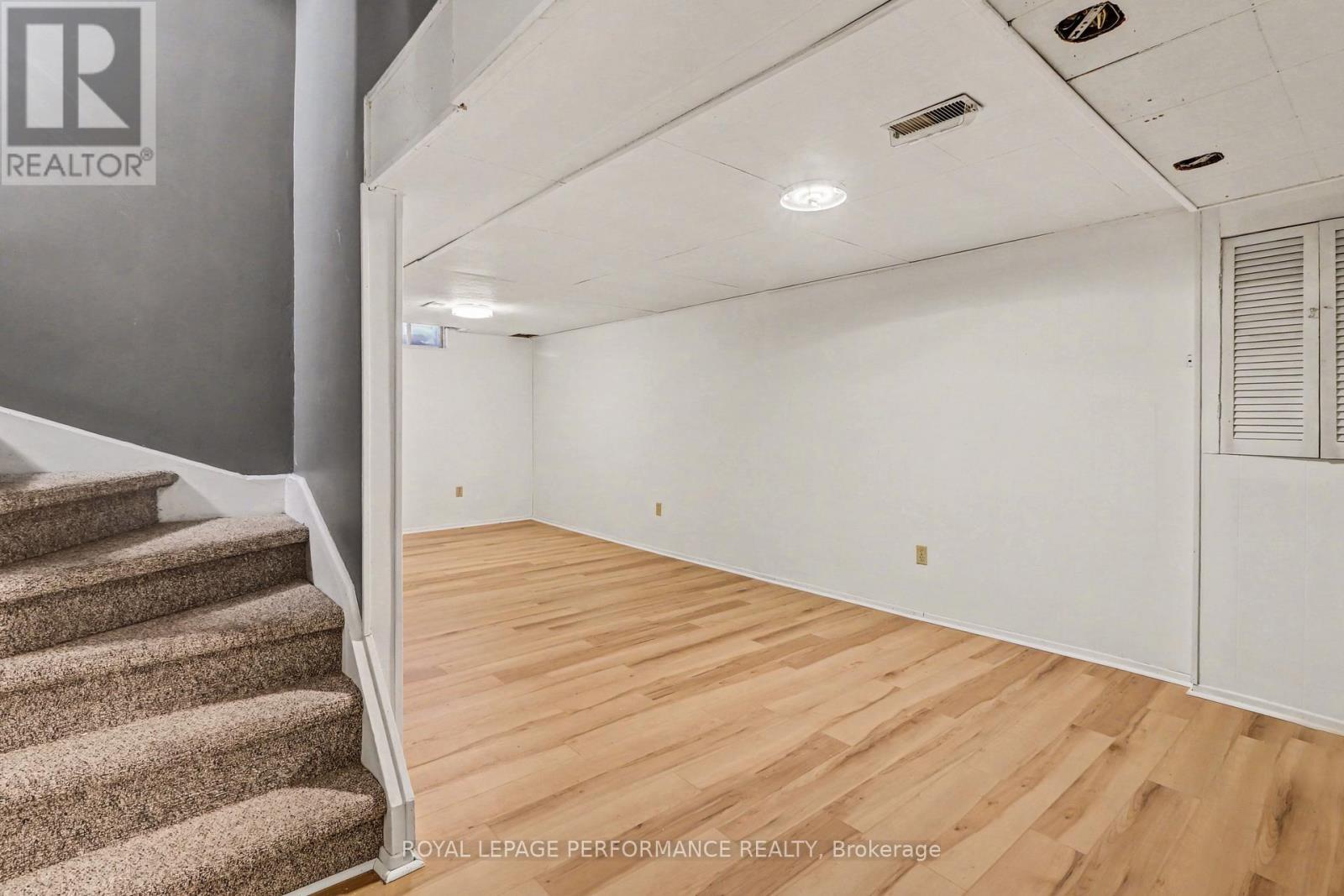 












6349 ST LOUIS DRIVE

,
Ottawa,




Ontario
K1C2X9

