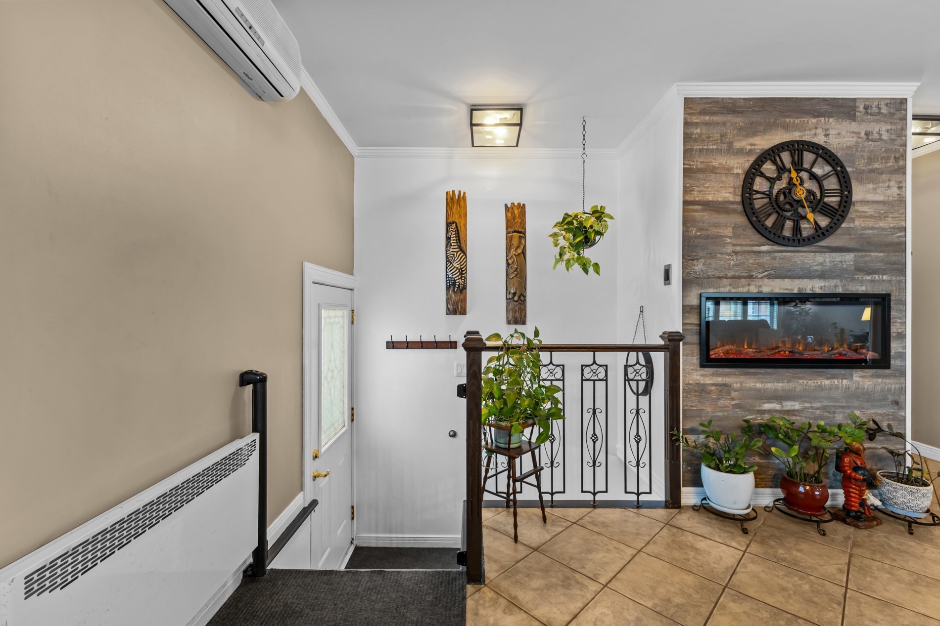 









358


Rue Frontenac

,
Saint-Jean-sur-Richelieu,




QC
J3B3A1

