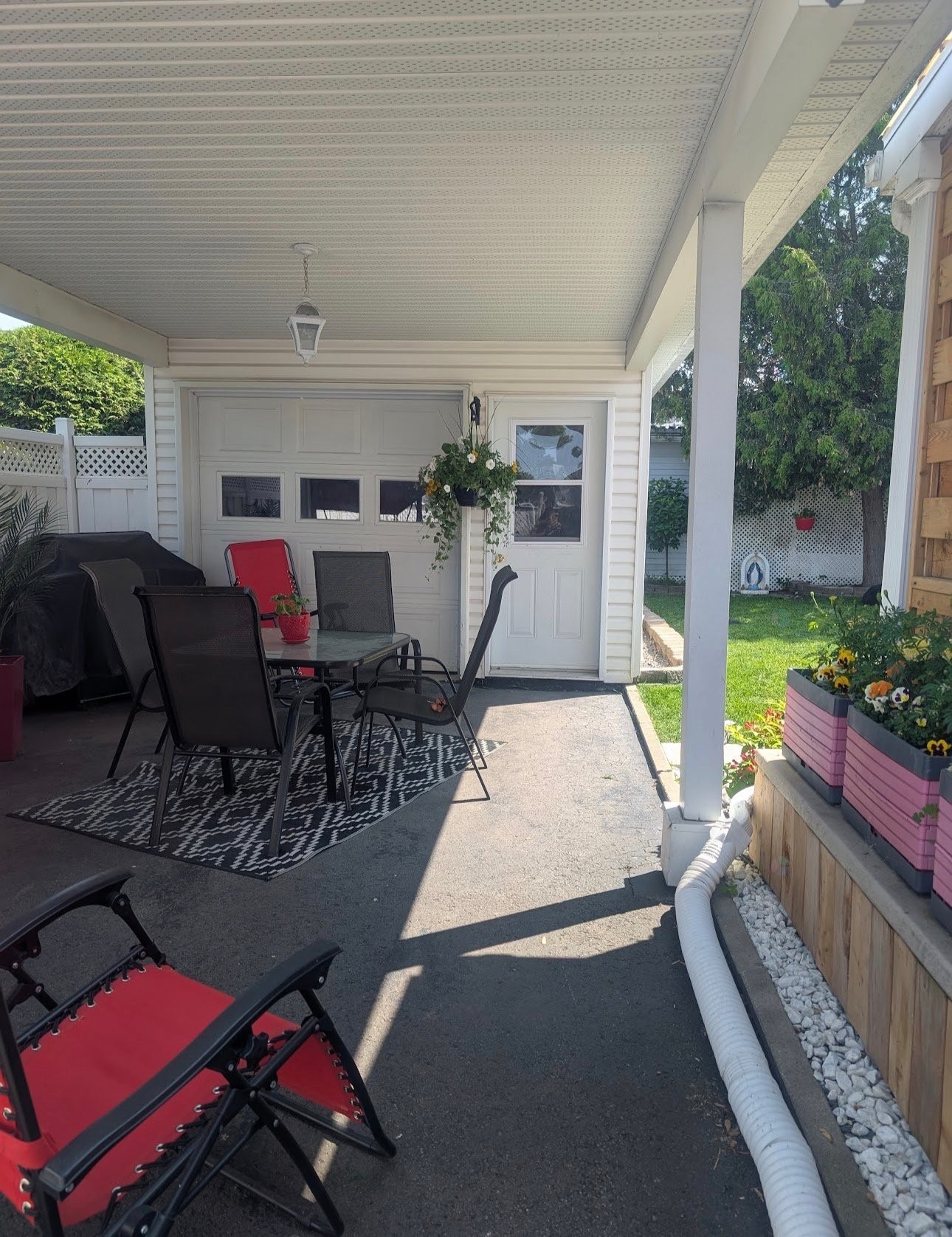 









358


Rue Frontenac

,
Saint-Jean-sur-Richelieu,




QC
J3B3A1

