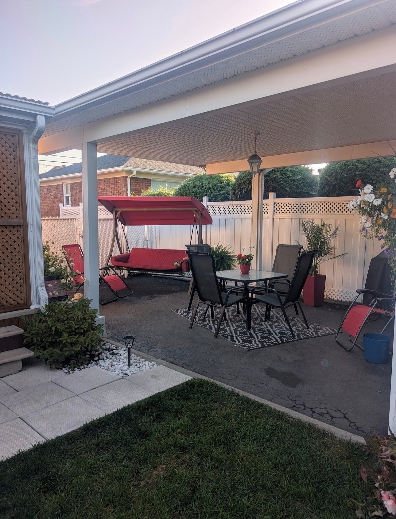 









358


Rue Frontenac

,
Saint-Jean-sur-Richelieu,




QC
J3B3A1

