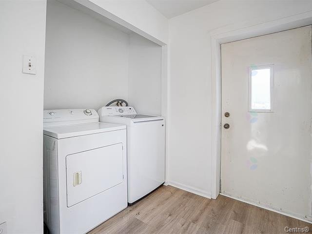 









4393


Rue Rivard

,
Montréal (Le Plateau-Mont-Royal),




QC
H2J2N1

