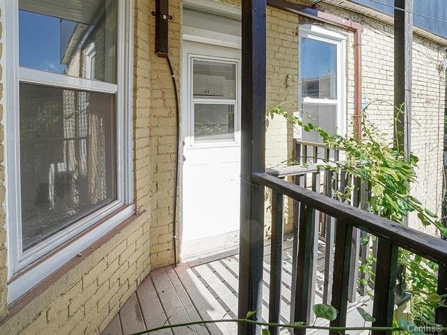 









4393


Rue Rivard

,
Montréal (Le Plateau-Mont-Royal),




QC
H2J2N1

