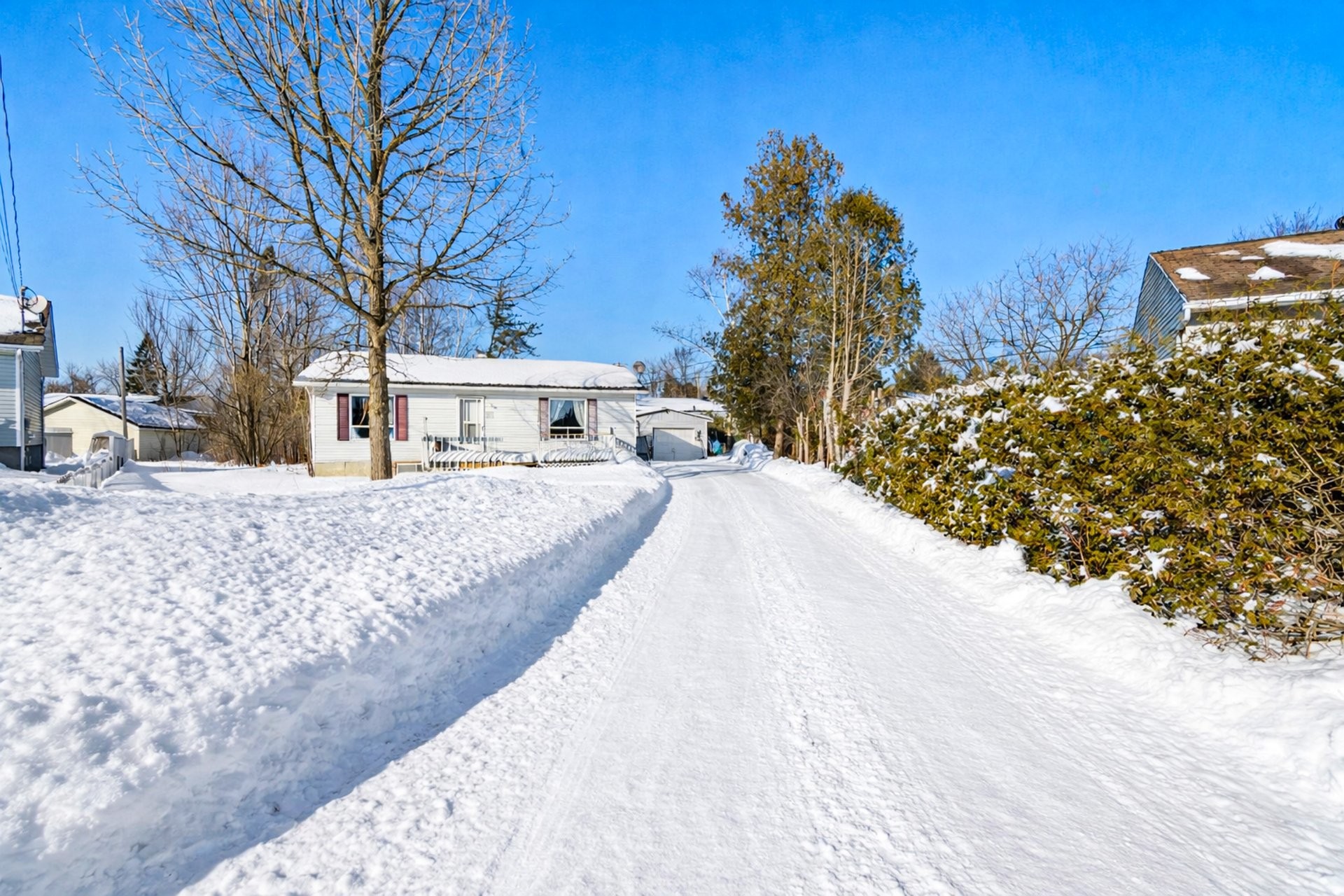 









29


Rue Raymond

,
Grenville,




QC
J0V1J0

