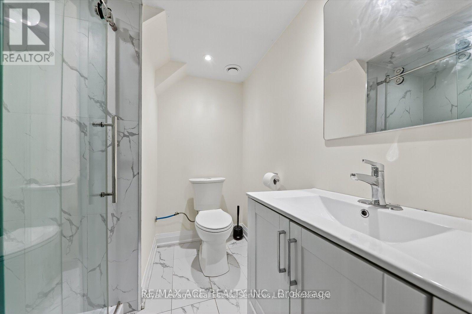 












100 BRIMWOOD DRIVE

,
Toronto (Agincourt North),




Ontario
M1V1C2

