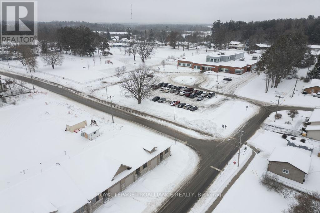 












175 POMEROY AVENUE

,
Tweed (Tweed (Village)),




Ontario
K0K3J0

