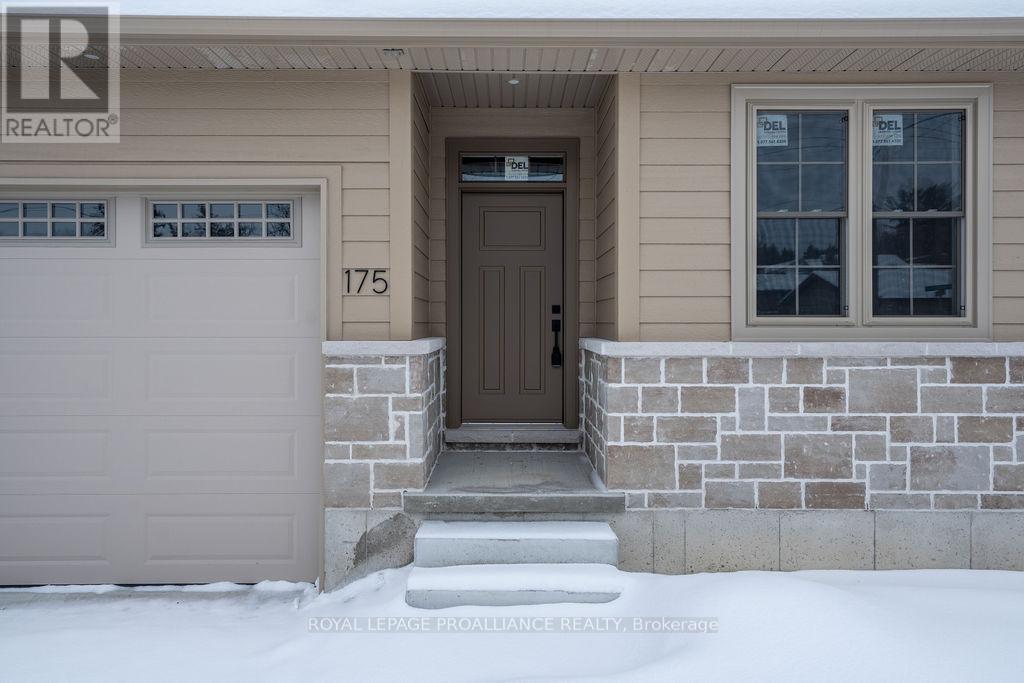 












175 POMEROY AVENUE

,
Tweed (Tweed (Village)),




Ontario
K0K3J0

