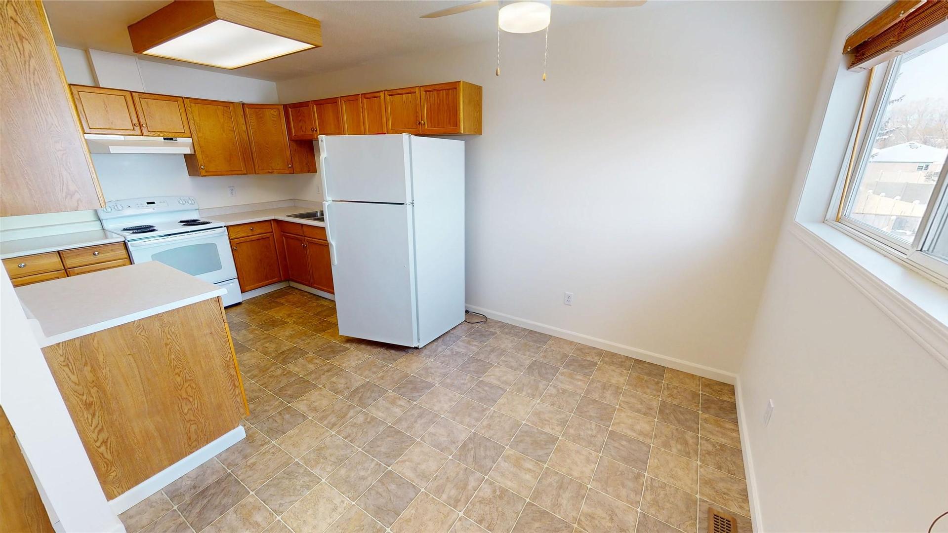 









2504


12th

Street, 4,
Cranbrook,




BC
V1C 6K7

