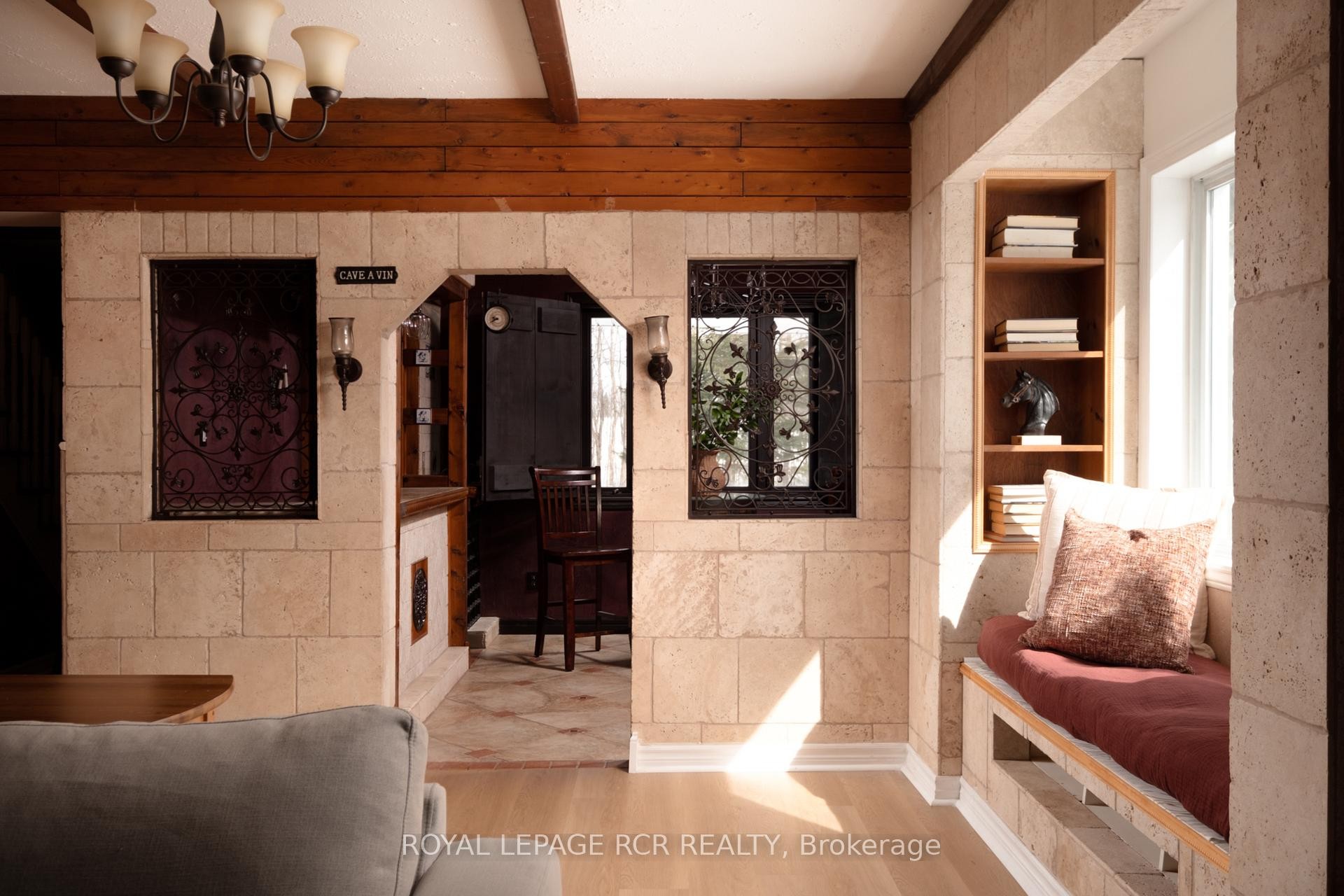 









6024


Fourth

Line,
Erin,




ON
L0N 1N0

