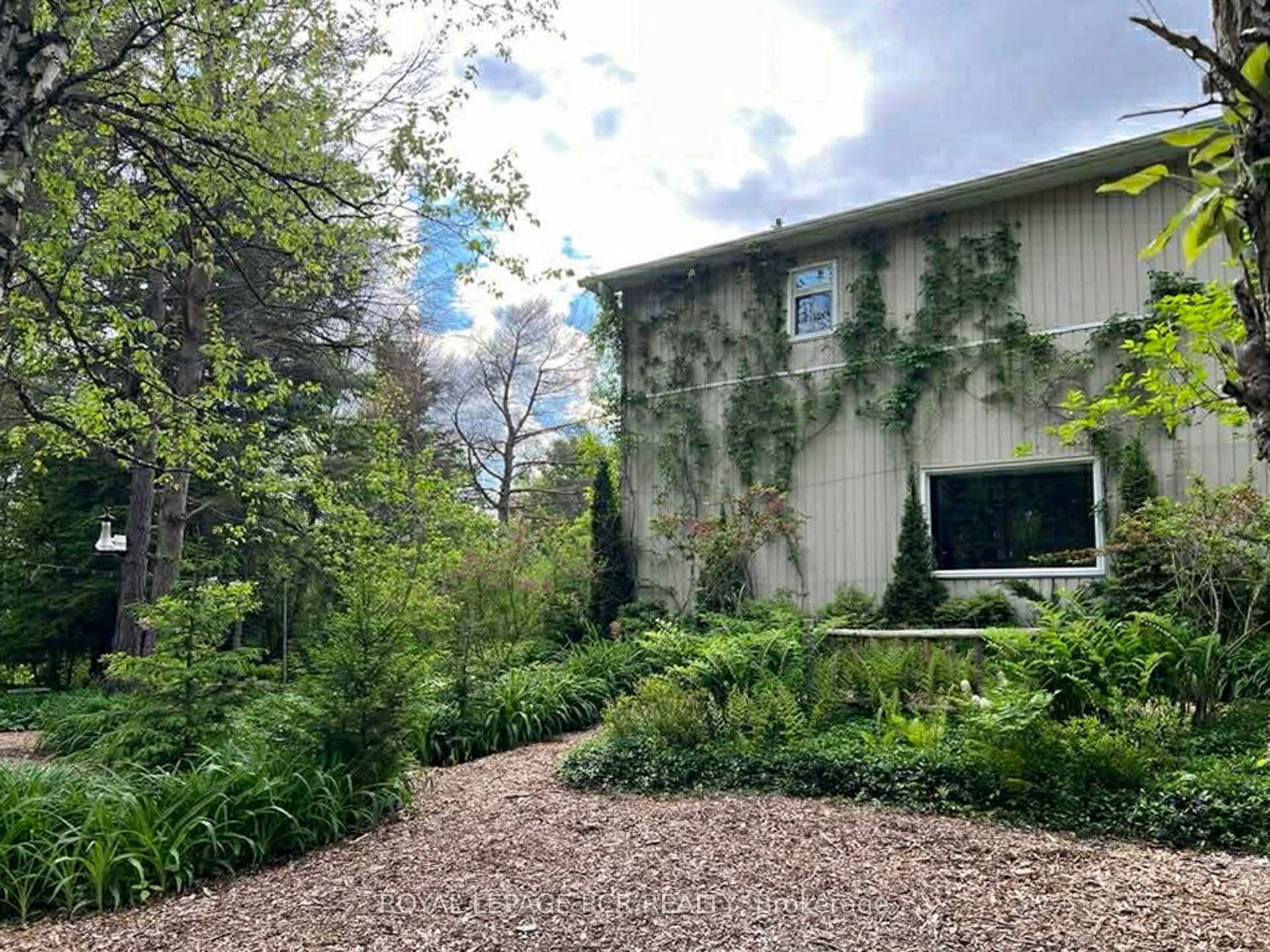 









6024


Fourth

Line,
Erin,




ON
L0N 1N0

