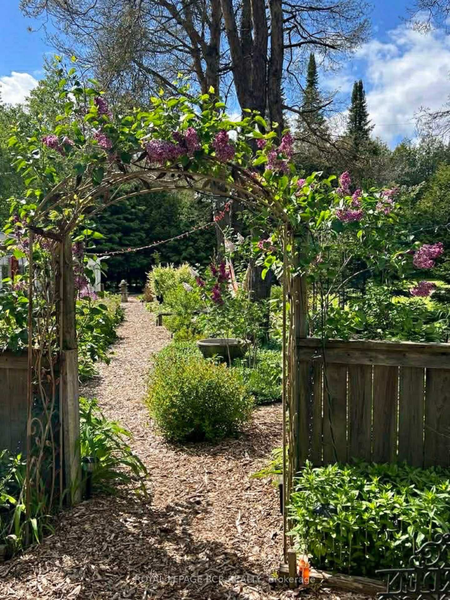 









6024


Fourth

Line,
Erin,




ON
L0N 1N0

