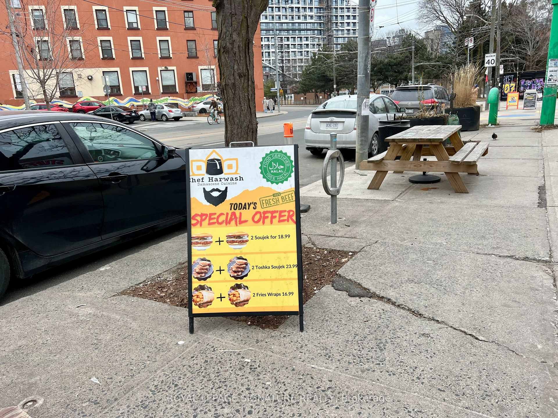 









707


Dundas

Street West,
Toronto,




ON
M5T 2W6

